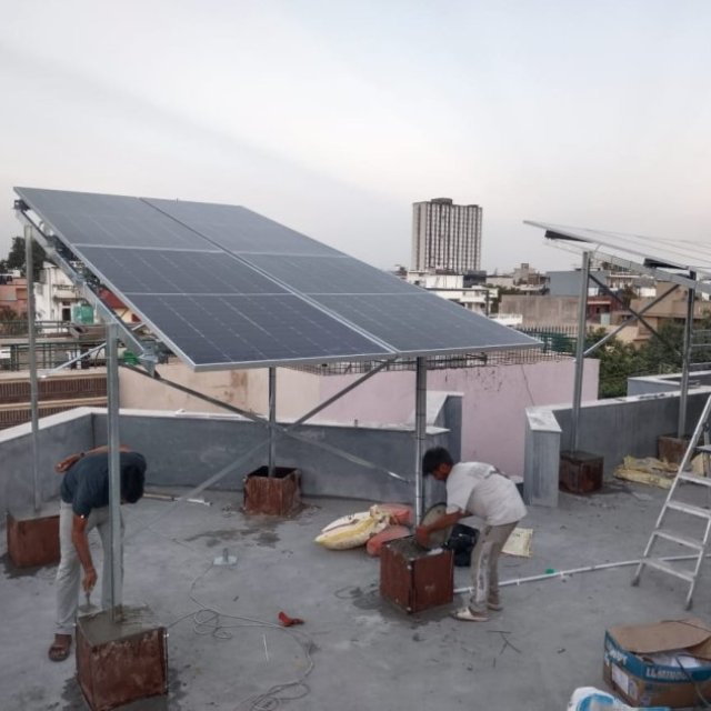 Om Solar Solutions - Top Solar Panel Company in Haryana | Rooftop Solar Panel | Solar Panel Installation