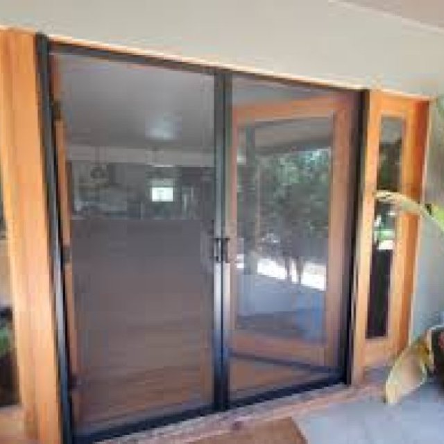 Retractable Screen Doors In Los Angeles