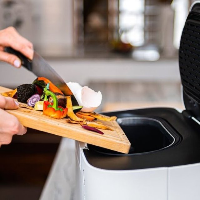 Electric Kitchen Composter